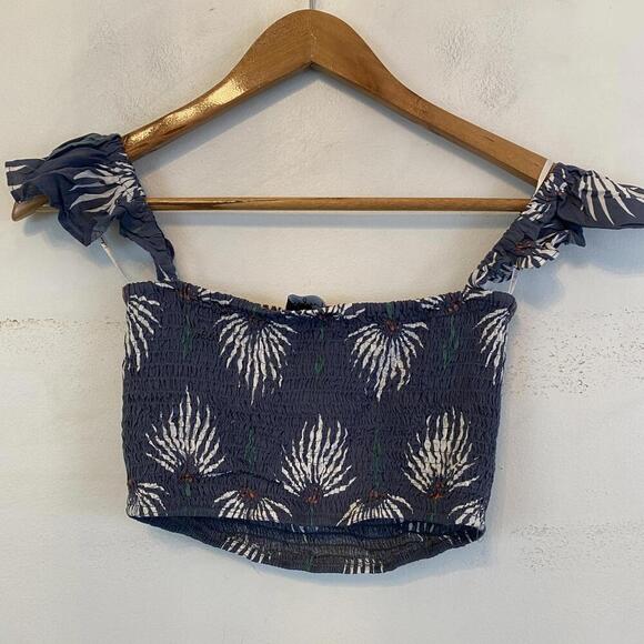 LULUS grey shirred floral crop top sz XS - Picture 5 of 5